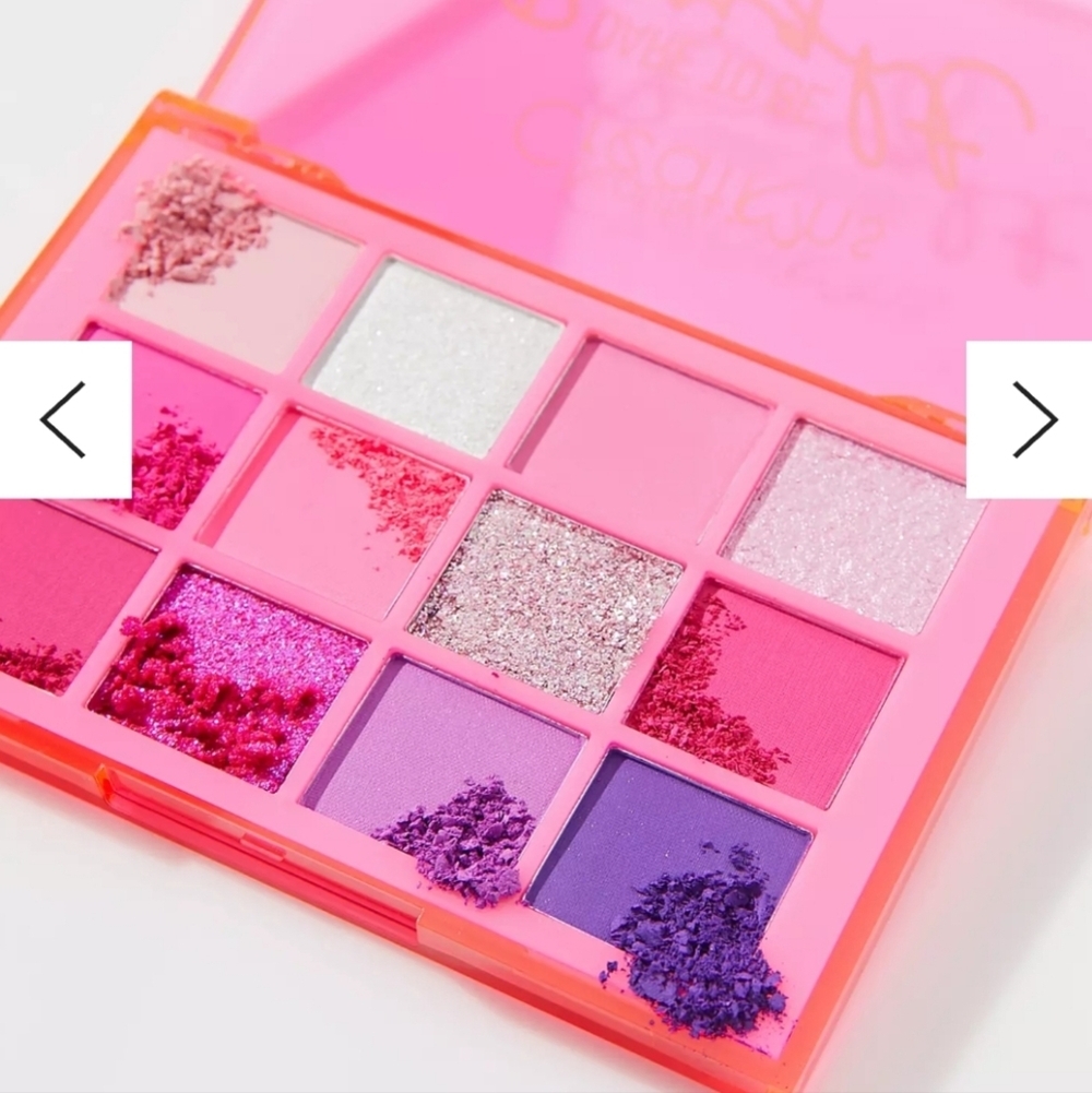 Beauty Creations Dare to Be Bright BOMB AF Eyeshadow Palette New
